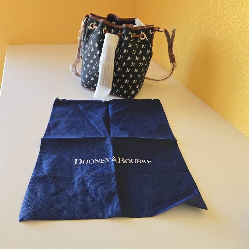 Dooney & Bourke MLB Oakland Athletics Drawstring Crossbody Shoulder Bag NWT $228 - Picture 12 of 13